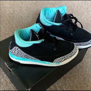 Gently Used Jordan’s Make An Offer